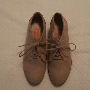 Khaki suede booties